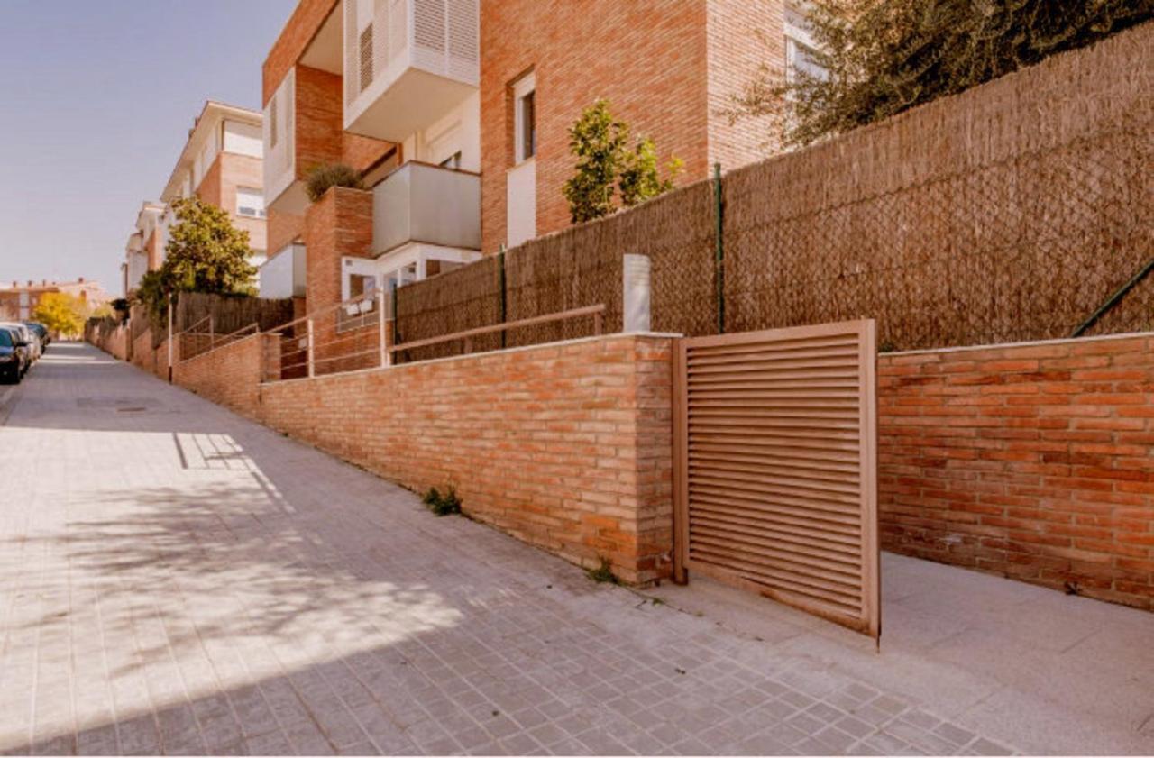 Апартаменти Bonito Duplex Con Piscina En Barcelona&Playa Tiana Екстер'єр фото